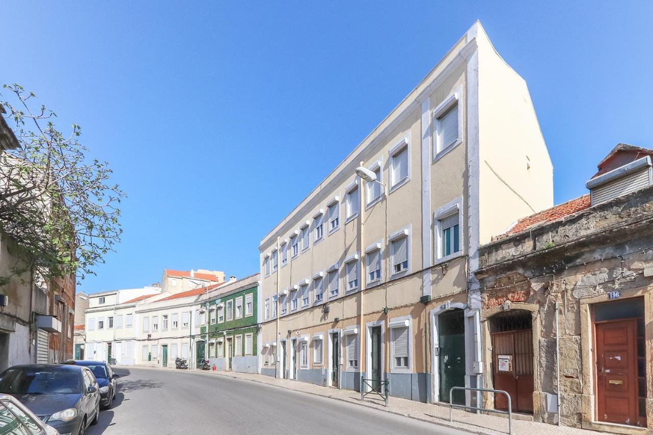 Vita Portucale ! Stylish Apartment Campo Ourique Lisboa المظهر الخارجي الصورة