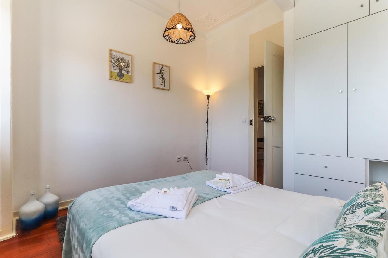Vita Portucale ! Stylish Apartment Campo Ourique Lisboa المظهر الخارجي الصورة